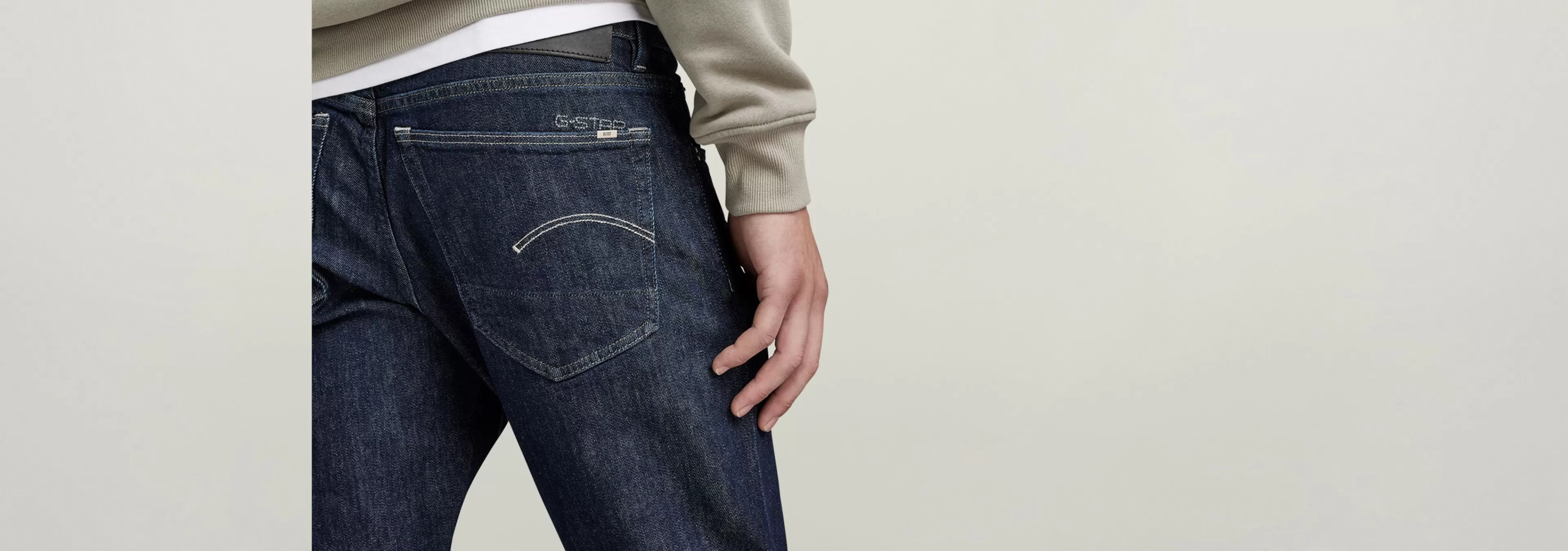 Outlet G-Star 3301 Regular Tapered Jeans worn in milos