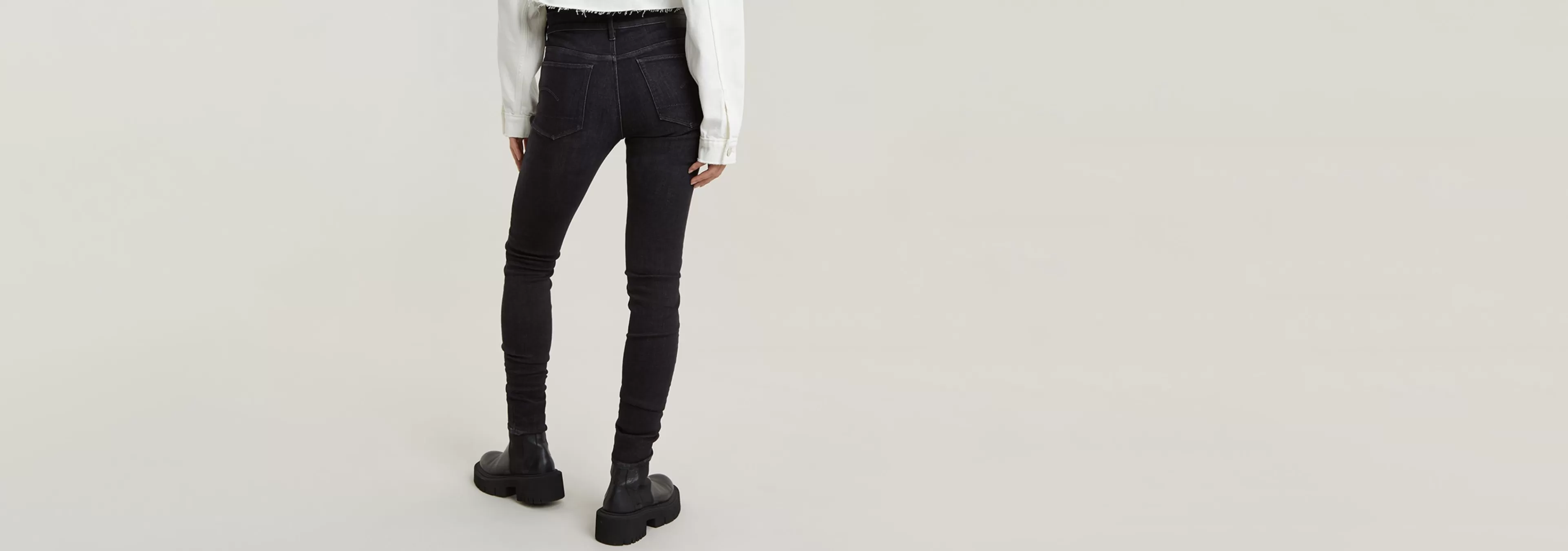 Outlet G-Star 3301 Skinny Jeans worn in coal