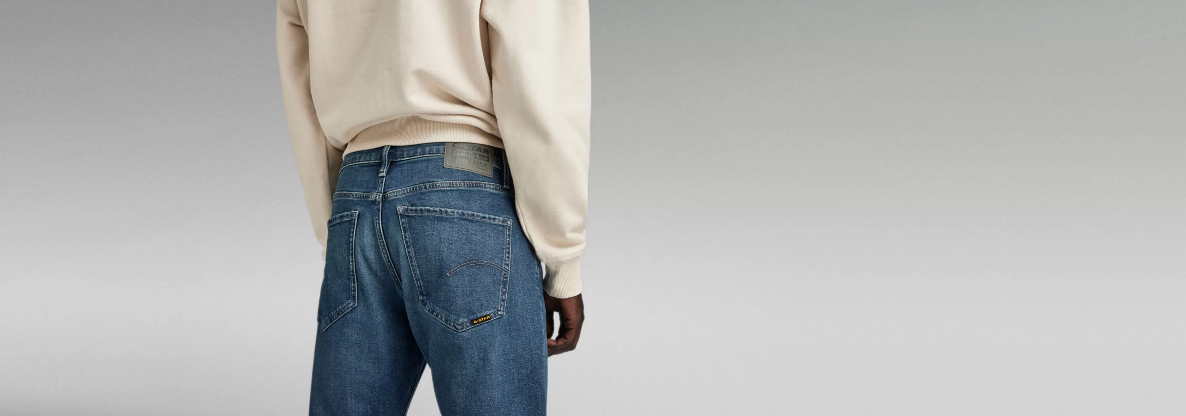Hot G-Star Mosa Straight Jeans worn in blue canal