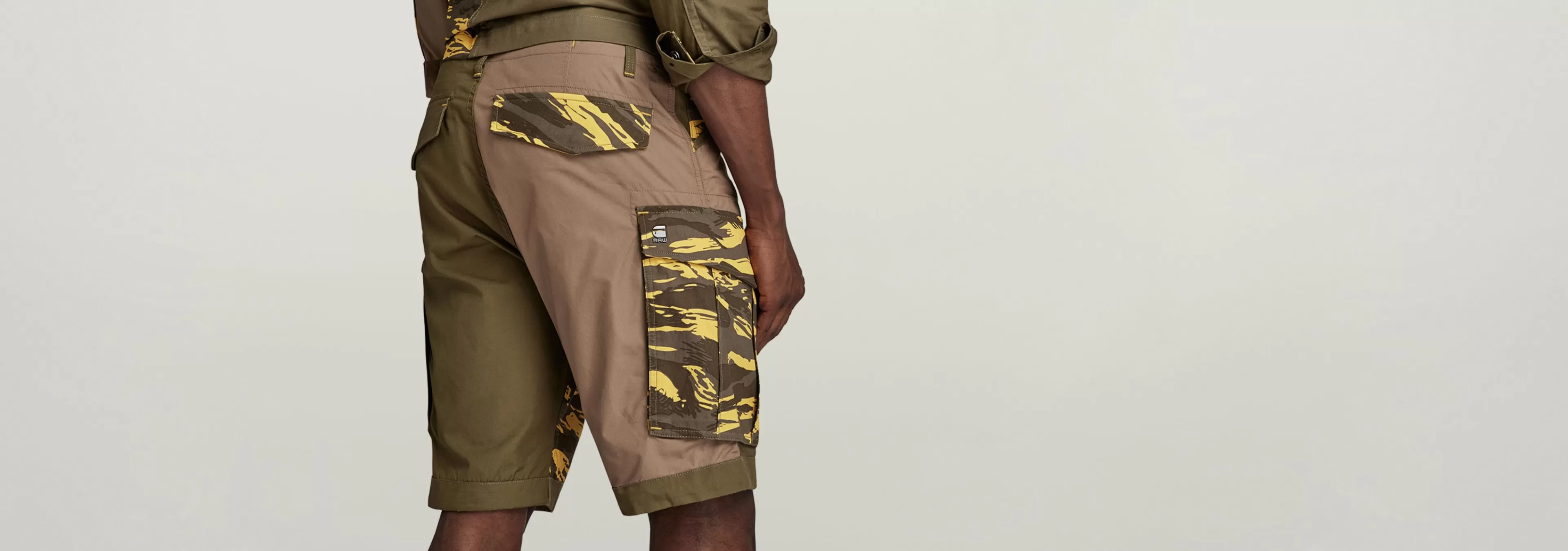 Cheap G-Star Rovic Mix Zip Relaxed Short shadow olive